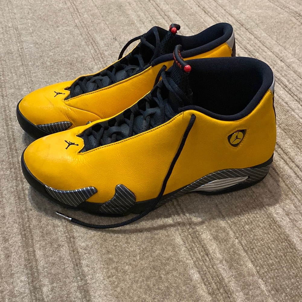 Men’s Jordan 14 “reverse Ferrari” size 12
